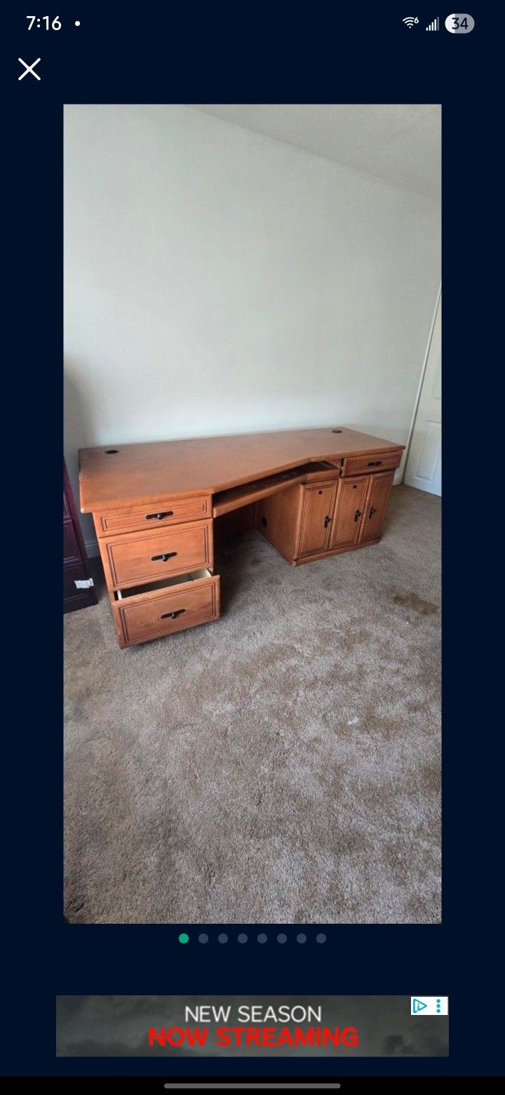 Free Desk