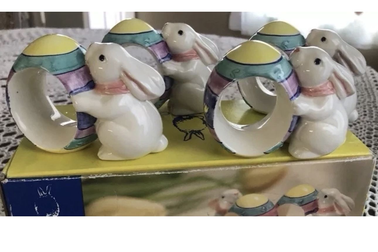 Vintage Easter Parade 4 Ceramic Bunny Napkin Holders