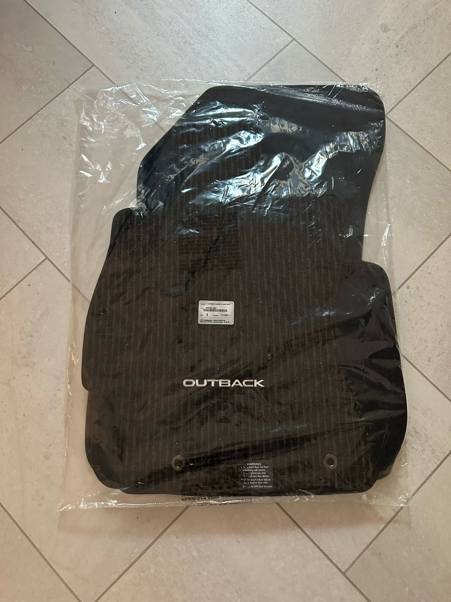 Subaru Outback carpet floor mats NEW (2015-19)