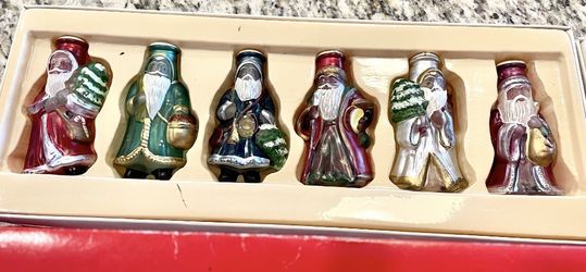 Old World Christmas Light Cover Sets Santa And Toy soldiers Great Gift