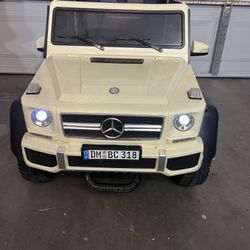 Little 12 V Mercedes For Kids