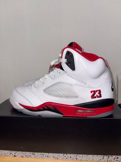 11.5 mens jordan 5 “fire red black tongue”