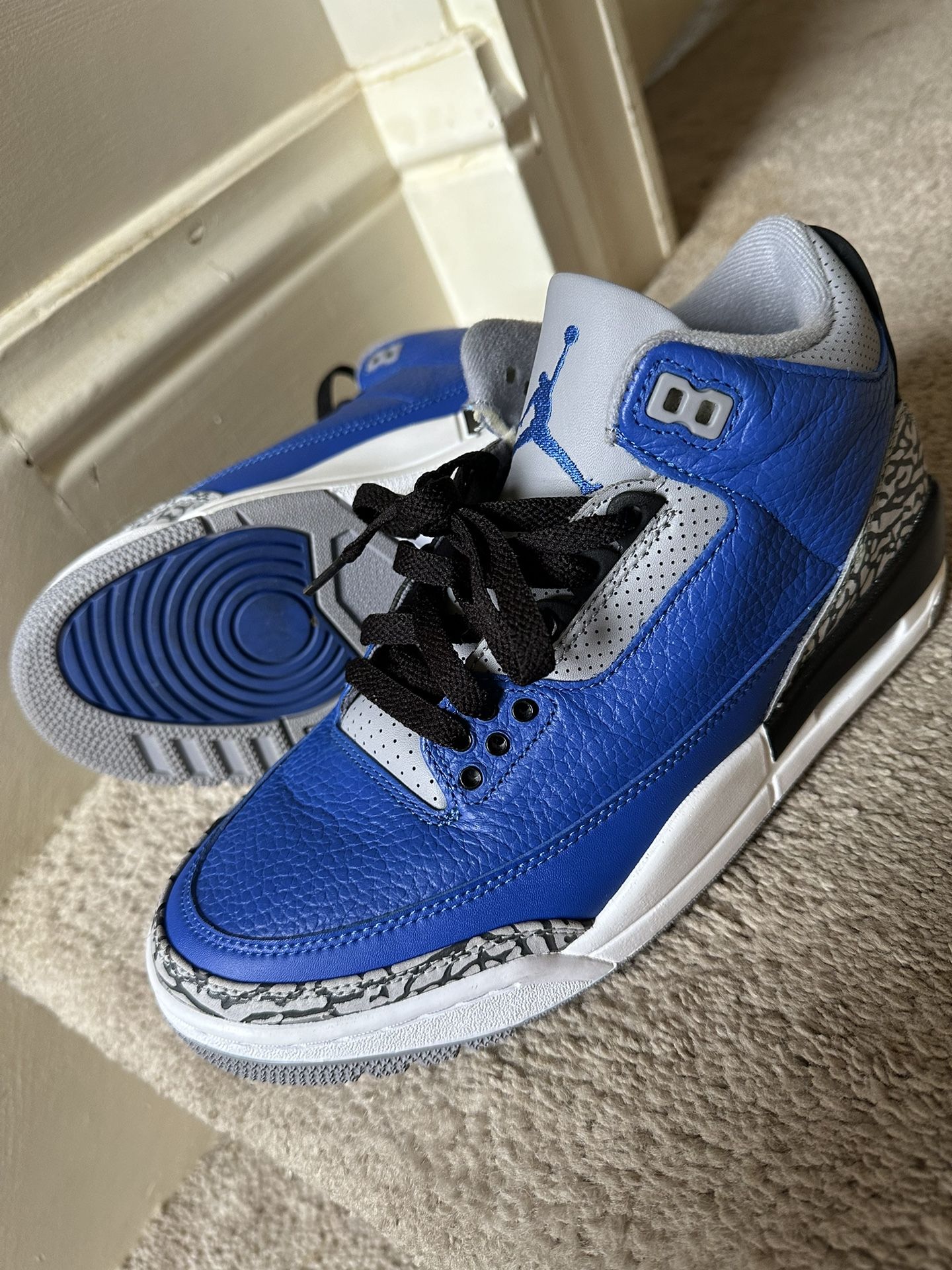 Jordan Retro 3 Royal Blue Varsity