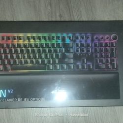Razer huntsman V2 keyboard