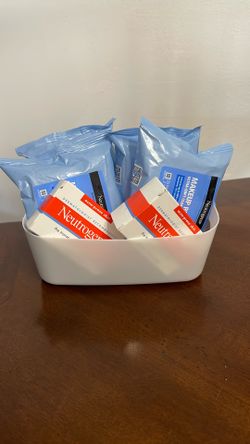 Neutrogena acne bundle $21.00
