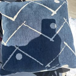 Brand New Set Of 6 Couch Pillows