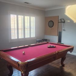 8' Pool Table/Sticks/Rack