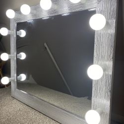 New Professional Makeup Vanity Mirror 