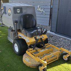 2022 Walker Mower MT27i