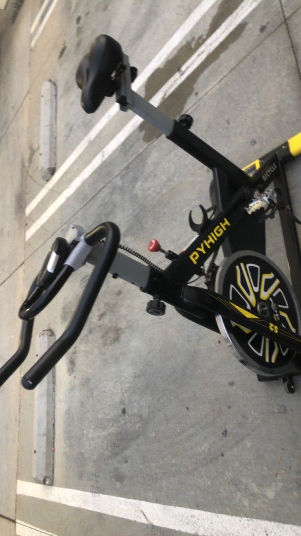 Pyhigh S2 Exercise Bike