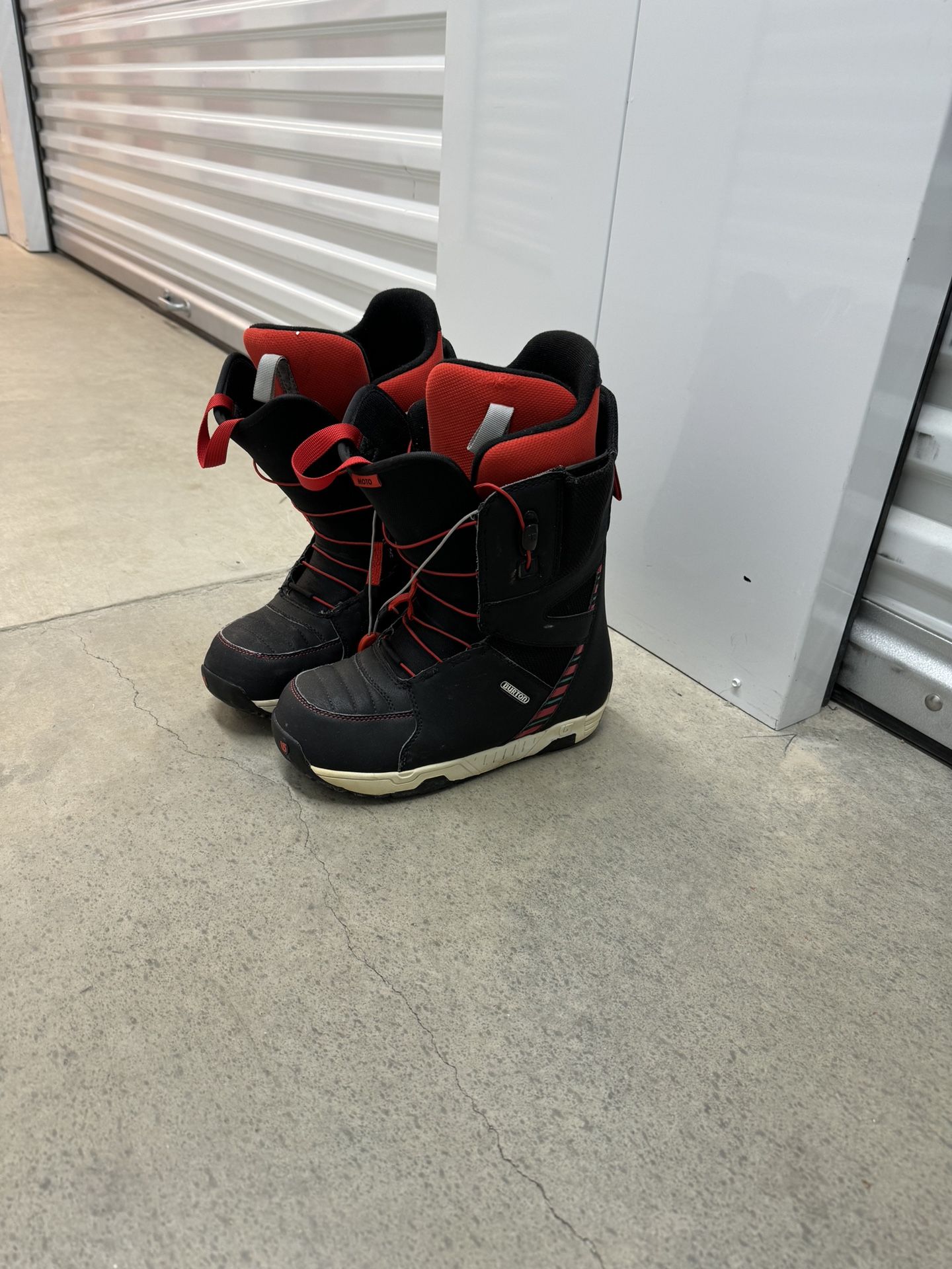 Snowboard Boots