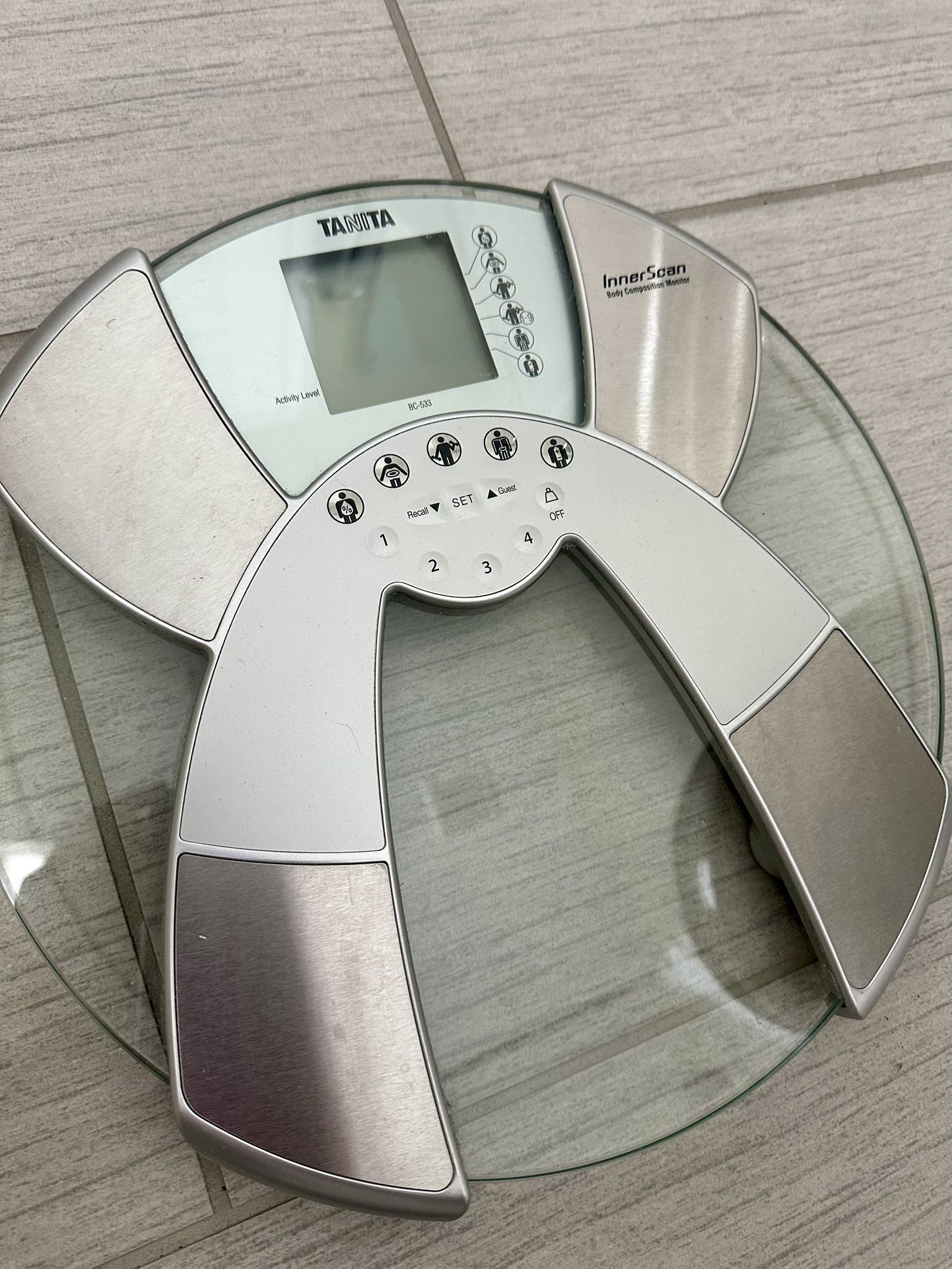 Tanita Glass Bathroom Scale w/ Innerscan Body Composition Scanner (Weight, BMI, Body Fat, etc)
