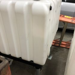 3 Stackable Water Tanks