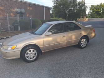 2000 Toyota Camry