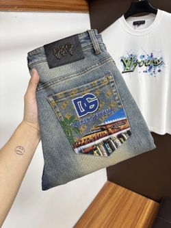 Dolce Gabbana Menโs Jeans 2026 New