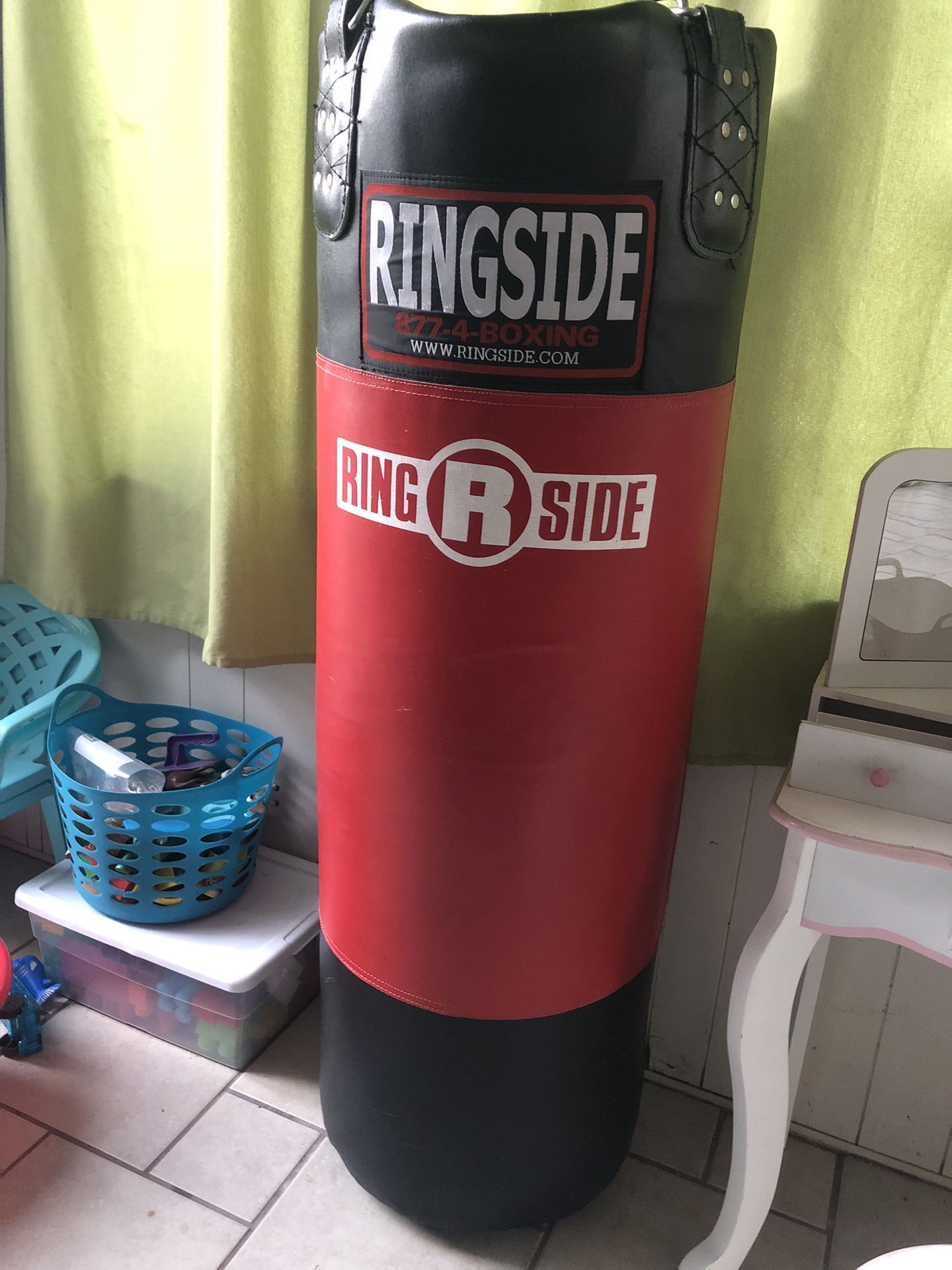 Ringside Punching Bag 130lbs