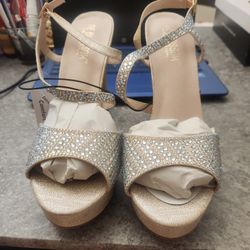 Hills Size 10 Good Deal