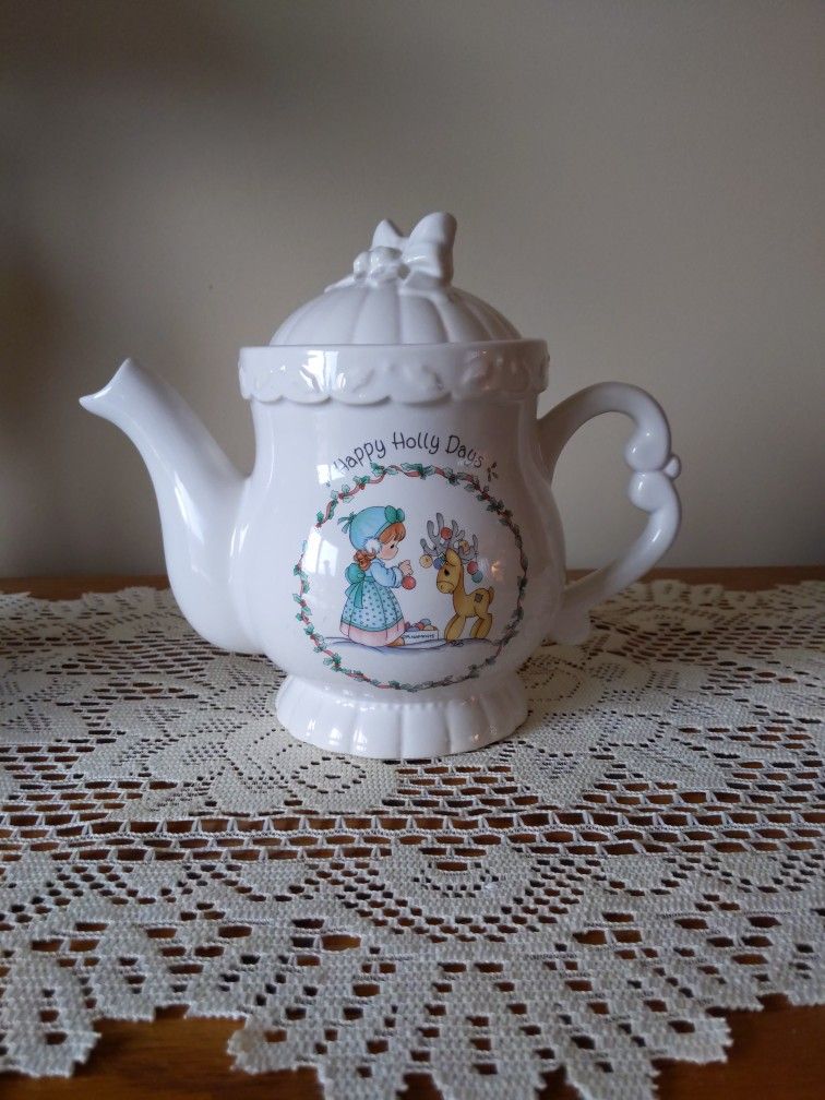 Precious Moments Happy Holly Days Teapot