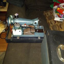 Sewing  Machine 