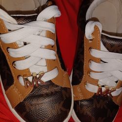 🤎 Michael Kors Toddler Shoes Sneakers Gold Tan MK Signature Logo 🤎