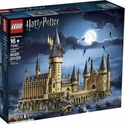 LEGO  71043 Harry Potter Hogwarts Castle, New/Sealed!
