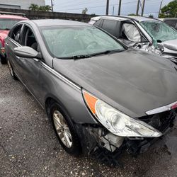 2013 parts engine transmission doors hood grille bumper lights rims muffler converter