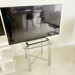 Tv With Tables 