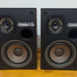 Vintage Bose Interaudio SA 200 bookshelf speakers