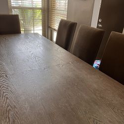Dinning Table With 8 Chairs 