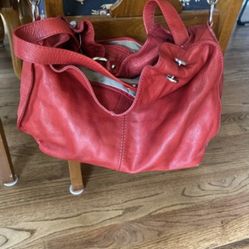 LEATHER HANDBAG