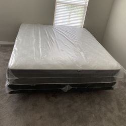 King Size Mattress 10 Inches Thick New From Factory Quality & Comfort Also Available Twin-Full-Queen Delivery 🚚 Available 