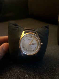 Citizen watch color gold