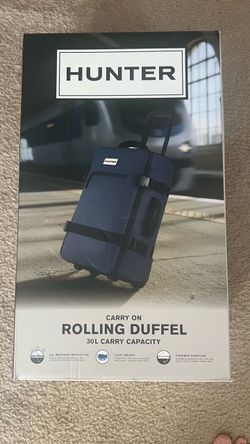 Hunter rolling suitcase