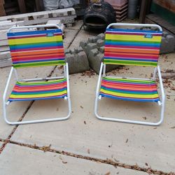 Twin Setting Chair