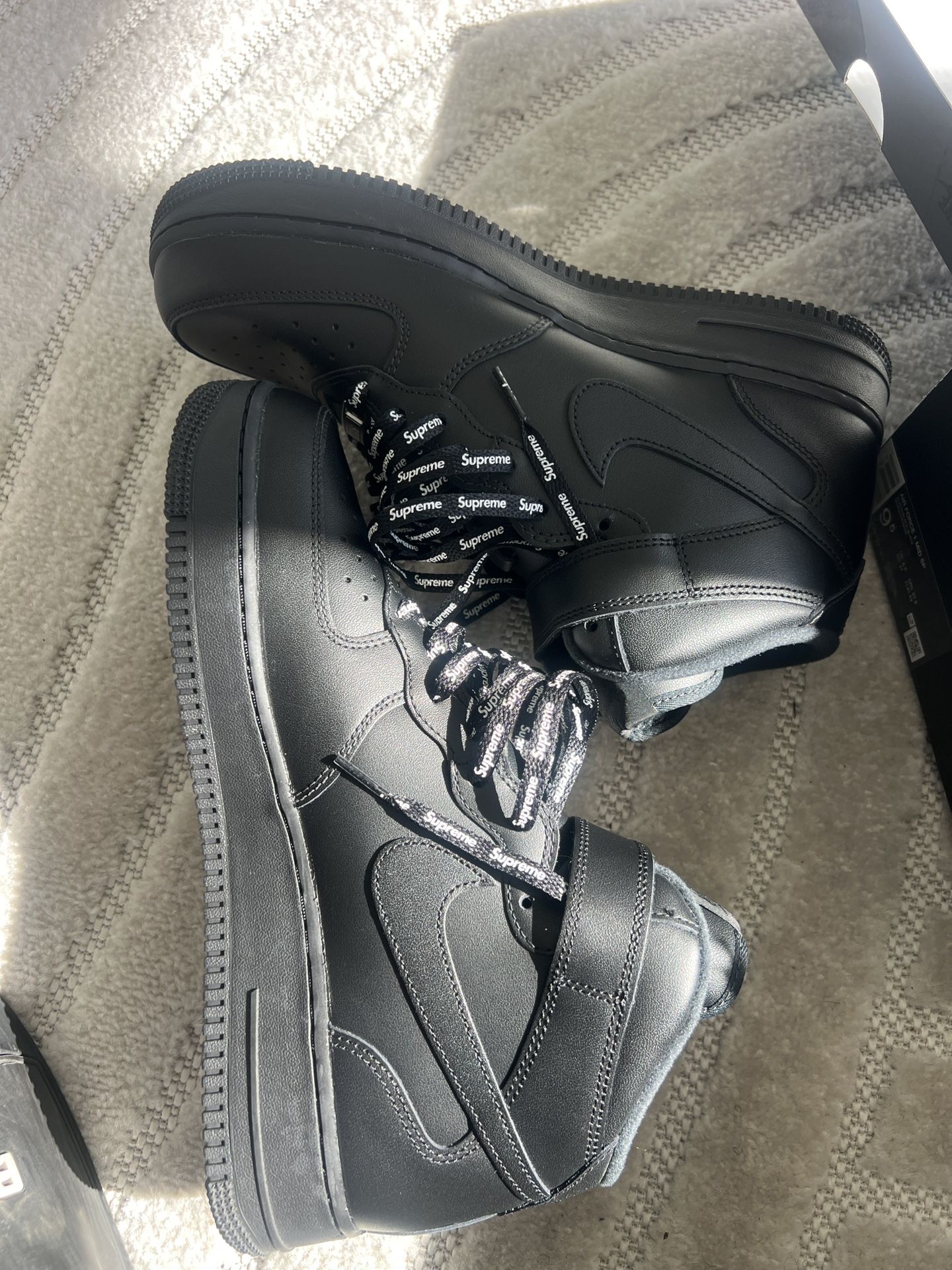 Supreme Af1 Size 9.5 Black 