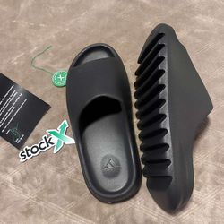 Adidas Yeezy slides onyx