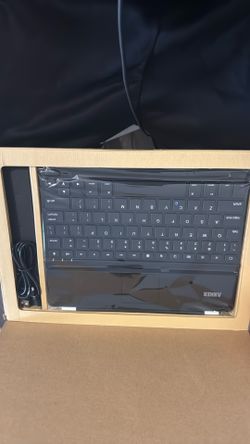 iPad Bluetooth Keyboard