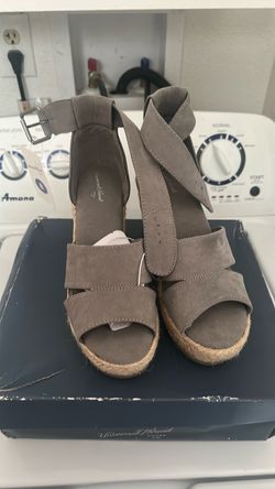 Sandal wedges-universal thread