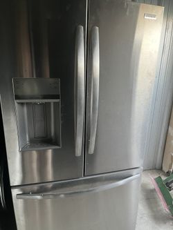 Frigidaire 3 Door With Ice Maker
