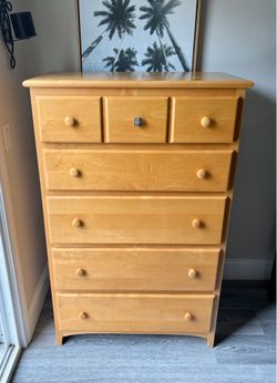Beautiful 5 Drawer Wood Dresser