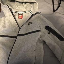 Nike tech 