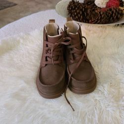 Boys Uggs