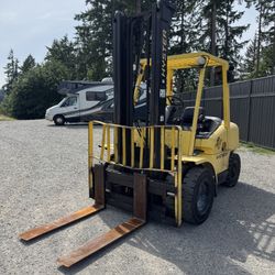 Hyster H80XM Diesel 8000lb Load Capacity Forklift