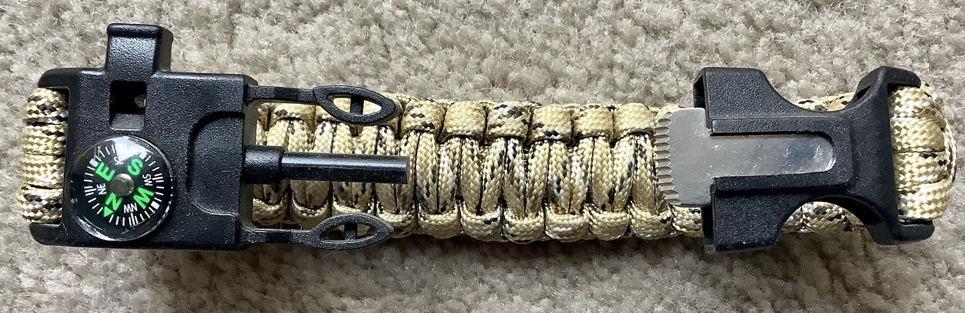 Paracord Bracelet With Compass
