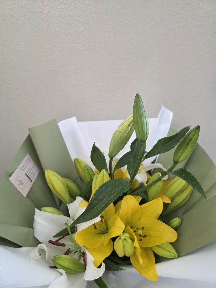Lilies Bouquet