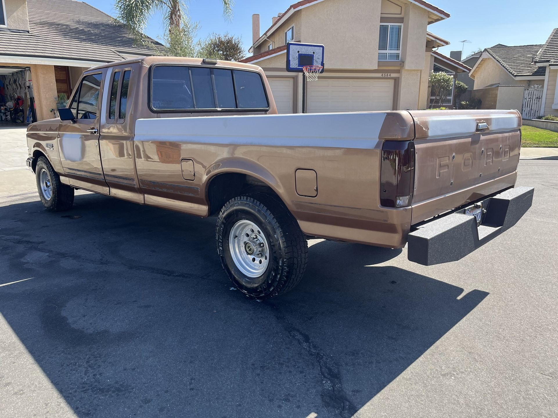 Rear Bumper Off 91 Ford Truck.