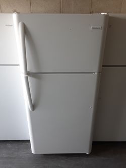 Apartment size refrigerator new