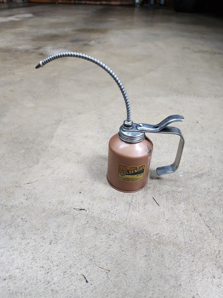 Vintage Pump Oiler