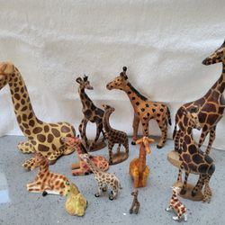 Giraffe Statues 