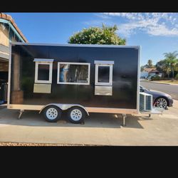 Food Trailer 